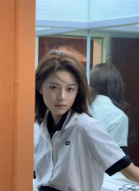 这个冷脸赵今麦！五官精致