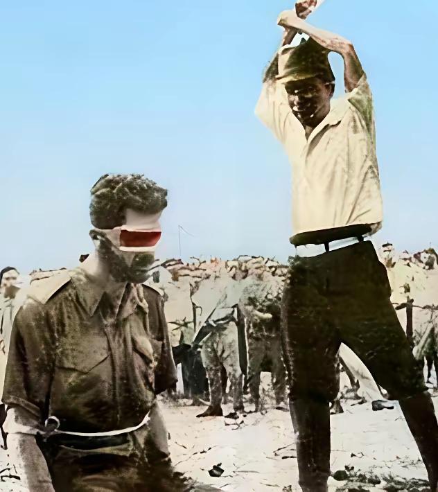 1943年，日军抓了澳军情报员伦纳德·西弗利特，严刑逼供啥也没问出来。军官安野周