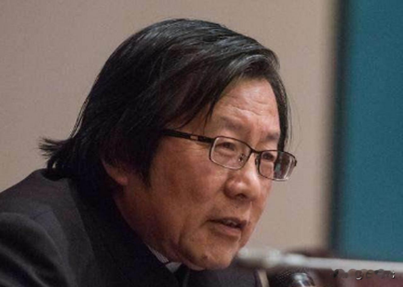 柯文哲解限疑云，是邱义仁的操盘手笔？柯文哲解除居住限制重获自由，这事从时间