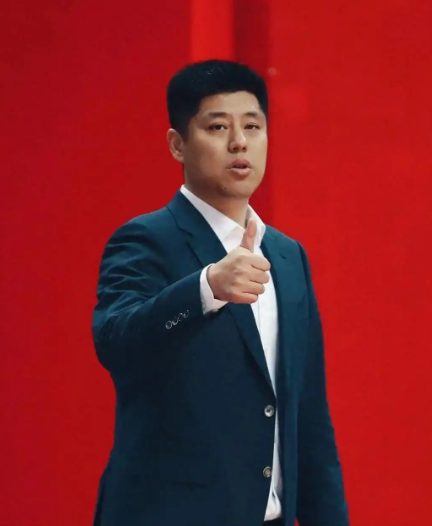 潘江看中新的迪亚洛