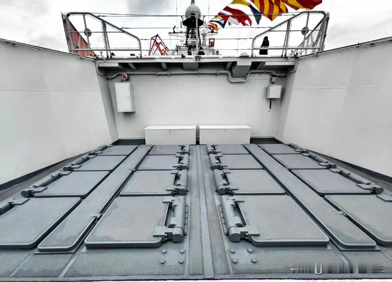 不知道大俄看到我们把956EM型泰州舰改成这个样子，他们会不会羡慕的流下了口水？