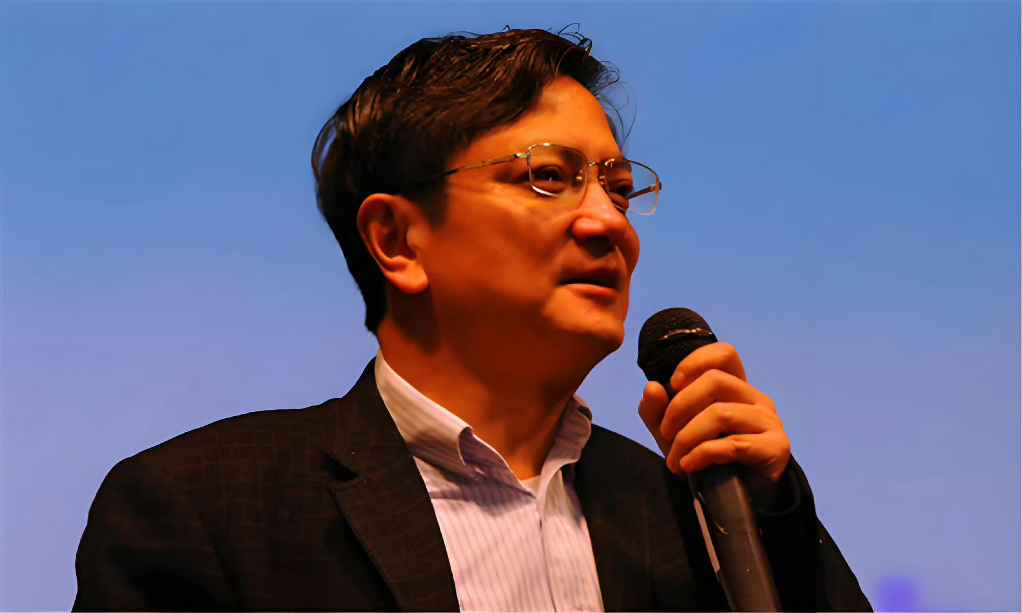 郑强教授曾预言：若中日再爆发战争，恐怕汉奸之数量将胜过抗战时期。