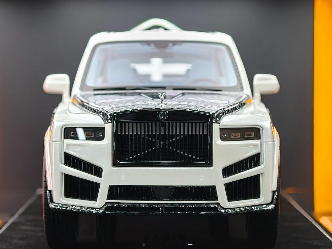 HHMODEL1/18劳斯莱斯CullinanSeriesIIMANSORY珍珠白限量30售价388