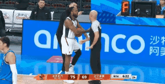 杨鸣，罚的好！CBA最好的演员，一个是杜峰，一个是杨鸣！尤其是杨鸣，前两年的娇惯