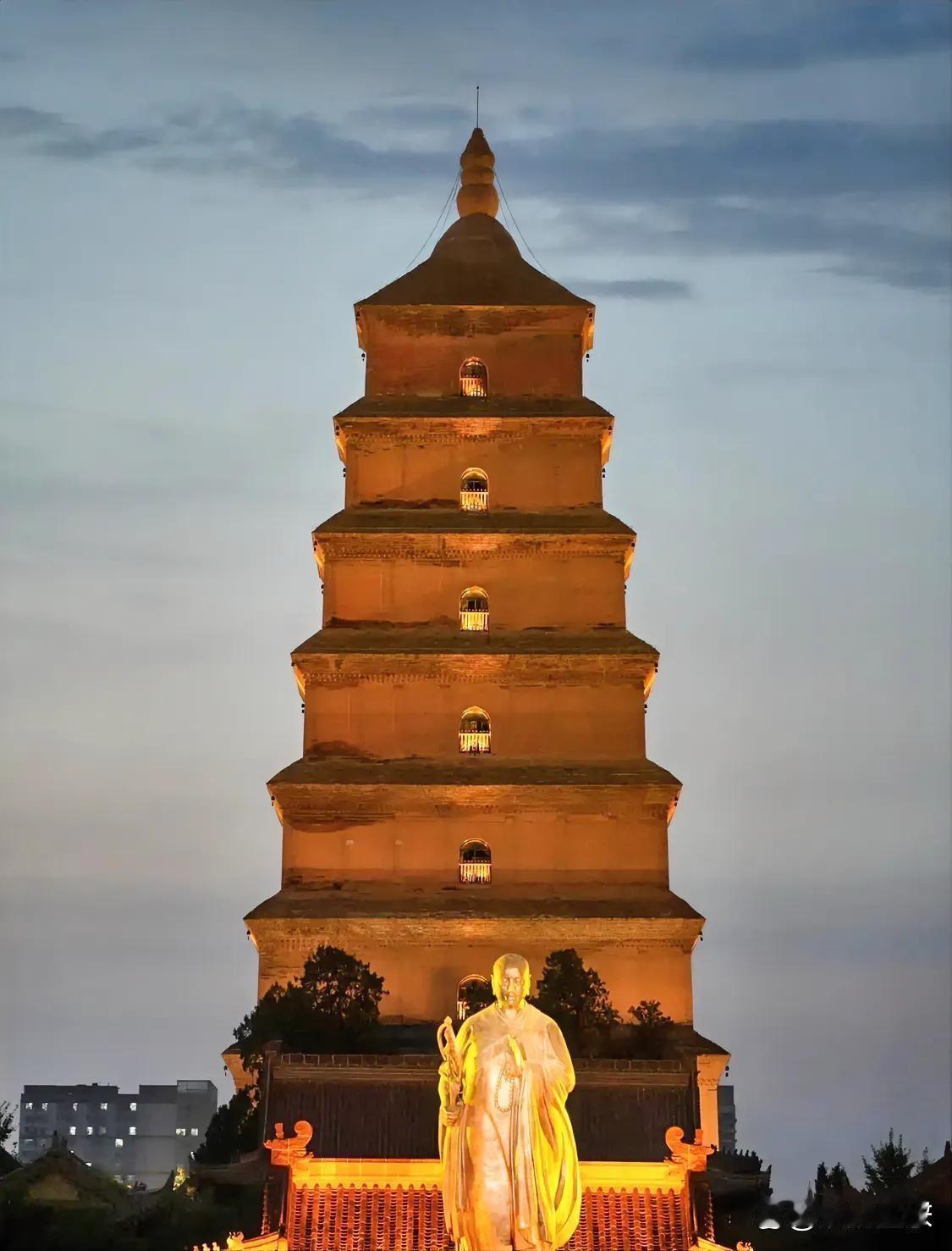 岳飞五个儿子，在父亲遇害后走向了五种截然不同的人生。长子岳云十二岁就上了战场。