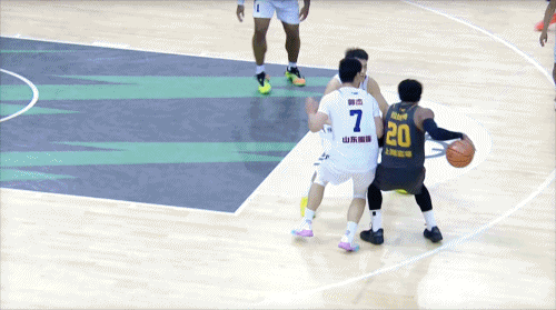 山东蜜獾今晚真是可惜了！NBL季后赛中，这支由王汝恒执教的球队将强敌上海玄鸟逼到