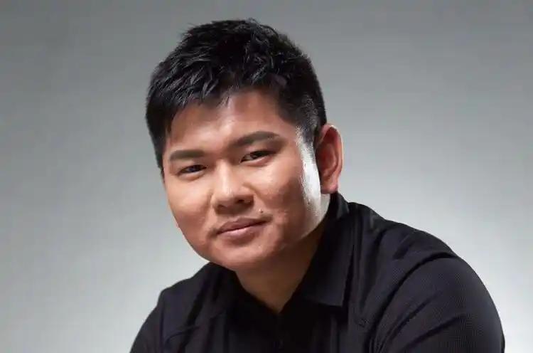 “荒唐！”北京，一男子新开的烧烤店。他还没试营业，美团、高德、大众点评平台，就冒