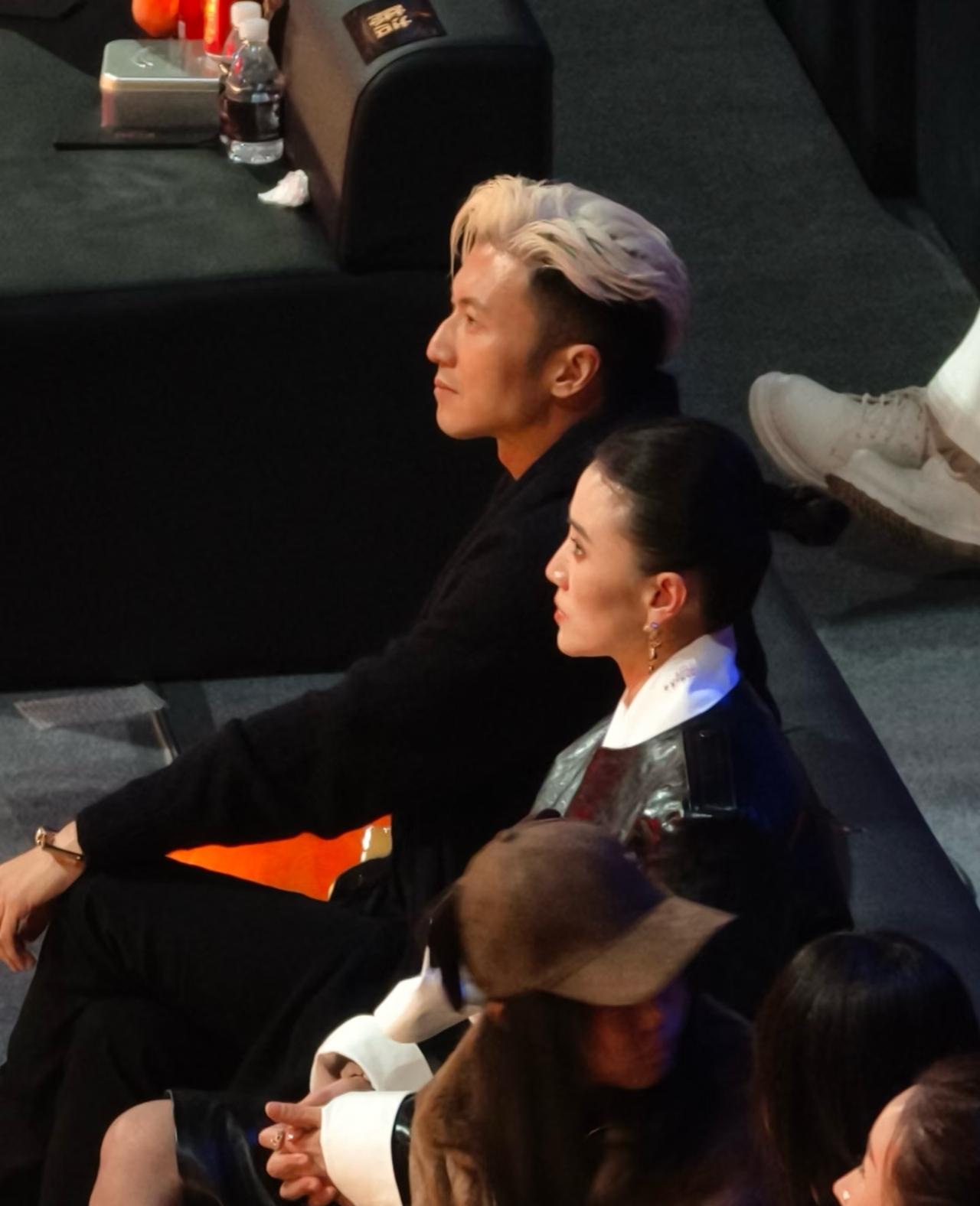 谢霆锋来了说实话霆锋能来已经是给他们脸了，毕竟他是能跟马云雷军他们一起聊商业