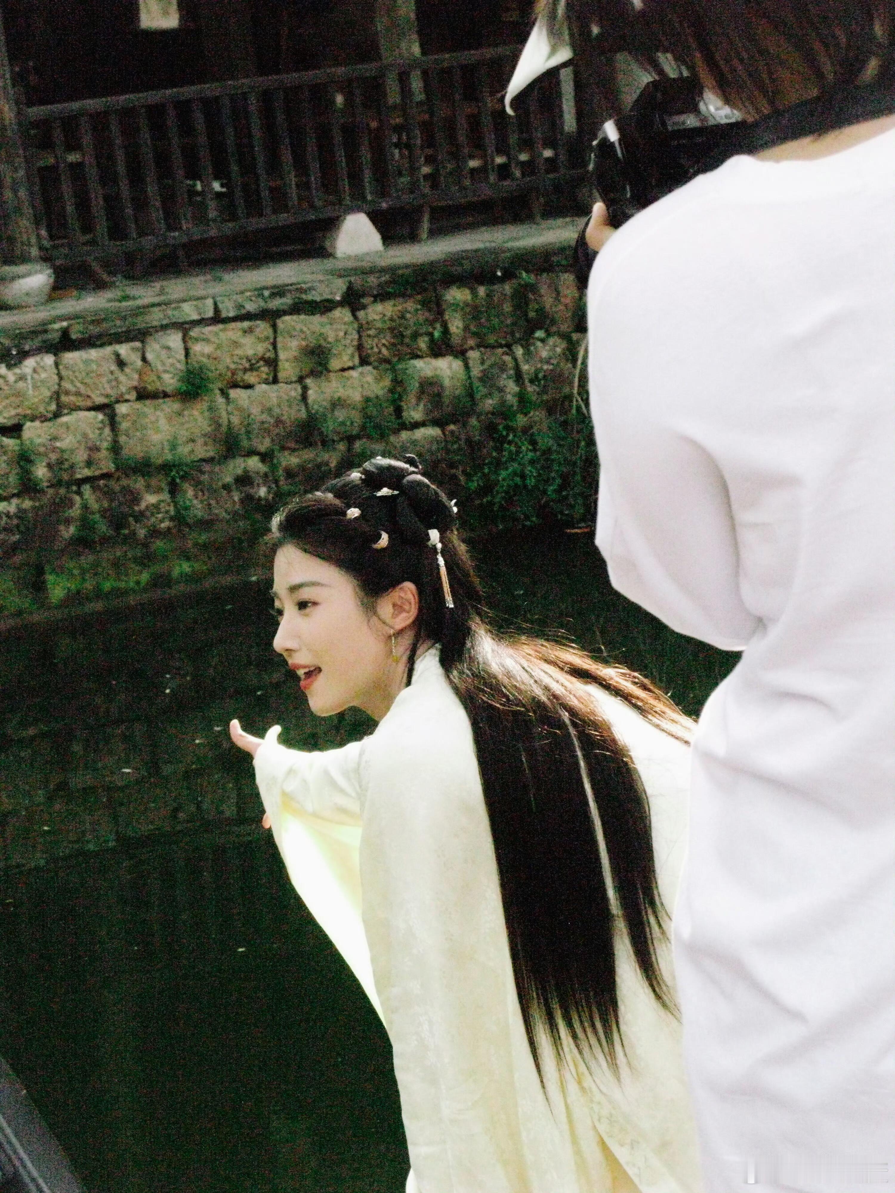 卢昱晓你眉目如当年流转我心间卢昱晓｜