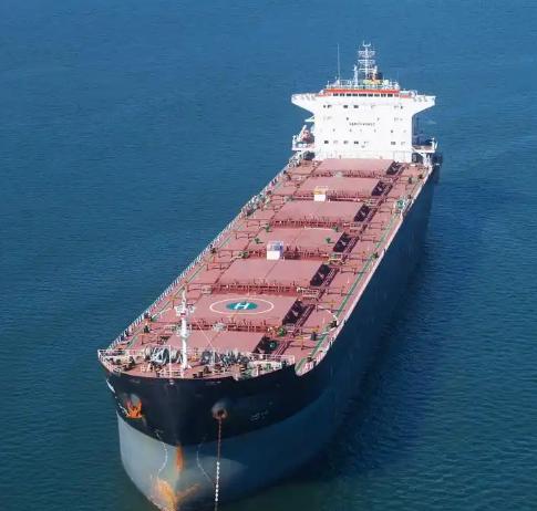 美国再次出手，这次直接在我们的家门口把游轮给扣了下来。 这艘油轮是来自委内瑞