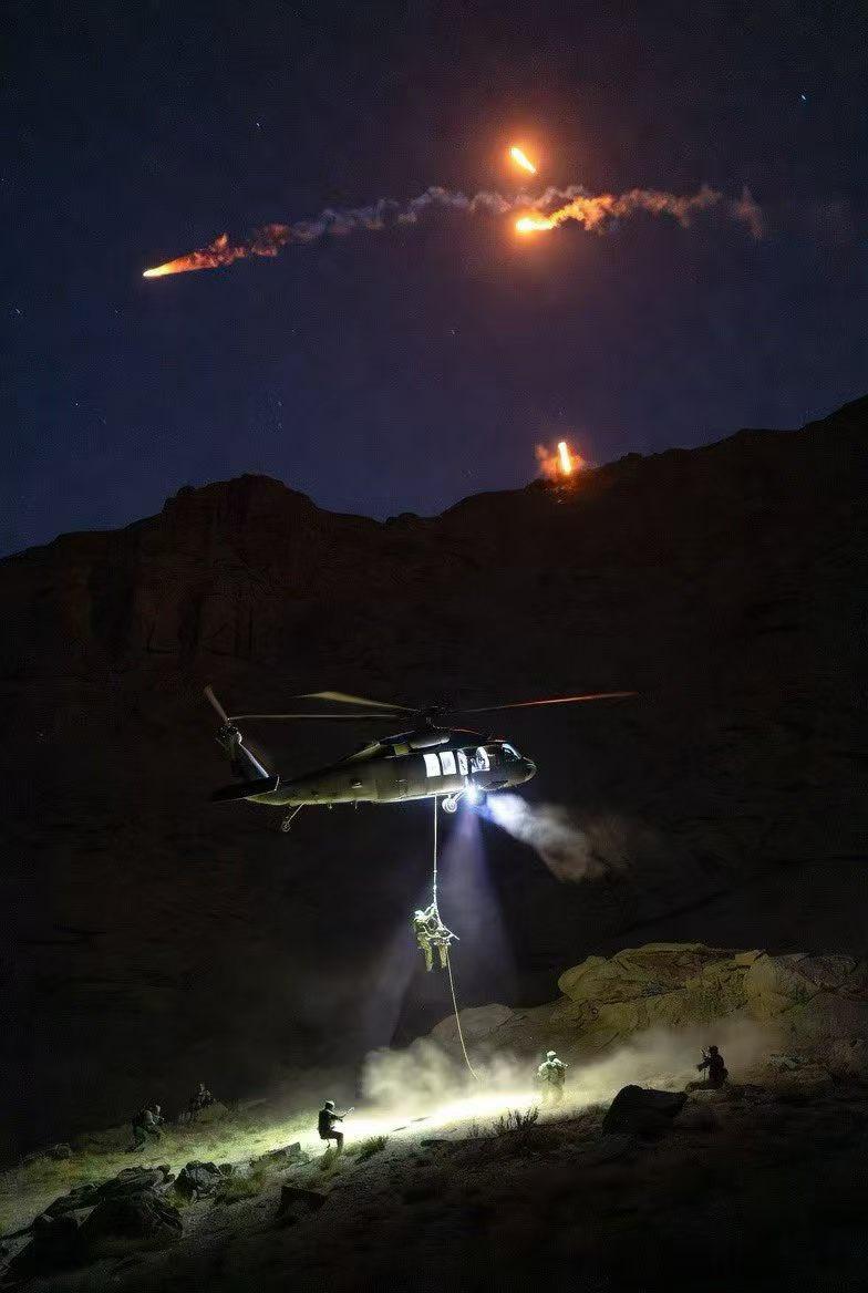 在这惊险的48小时，这位空军上校，他经历了些什么？他的单兵求生作战能力，在这个