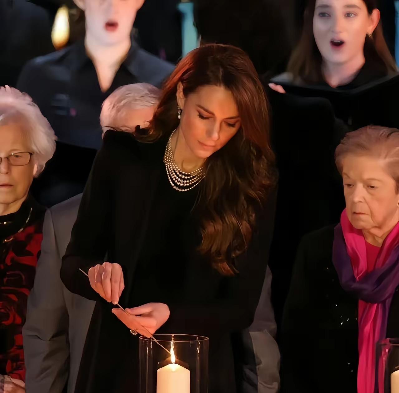 时至今日，才懂凯特的美！能进入王室，成为王子的王妃，凯特凭借的可不是谋略和运气