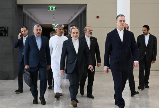 难怪伊朗愤怒！英媒曝光美伊谈判细节：伊朗拿出了诚意，特朗普女婿却像以色列的“白手