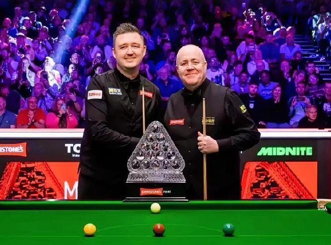 斯诺克大师赛决赛第一阶段结束！凯伦威尔逊5-3领先希金斯！北