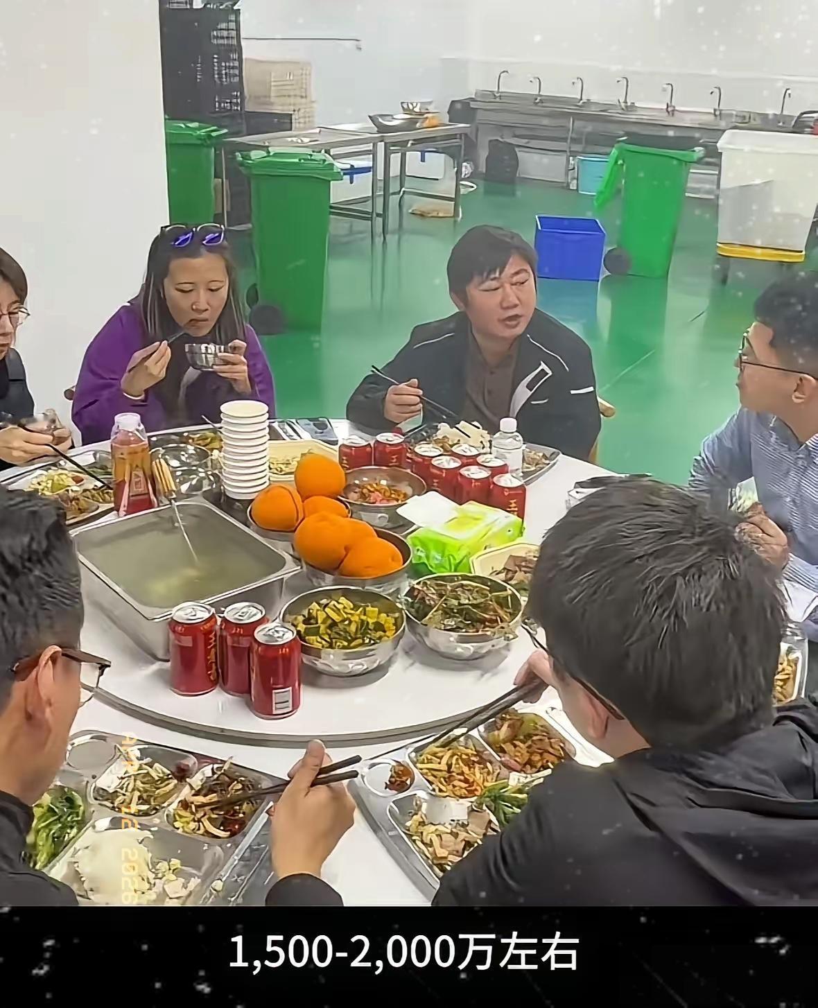 张雪首次谈参加国际大赛花费：全年仅世界超级摩托车锦标赛（WSBK）就在1500—