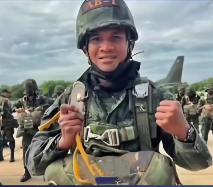 泰拳前世界冠军波求主动请缨上前线！岁数已过“不惑之年”之年的泰拳冠军