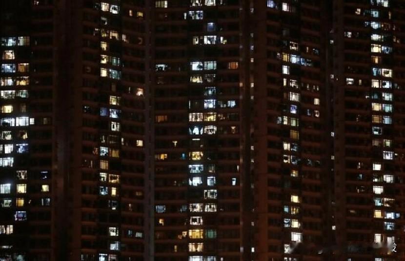 中国房价今年将下跌3.7%，延续到2026年。路透北京12月5日电——路透社