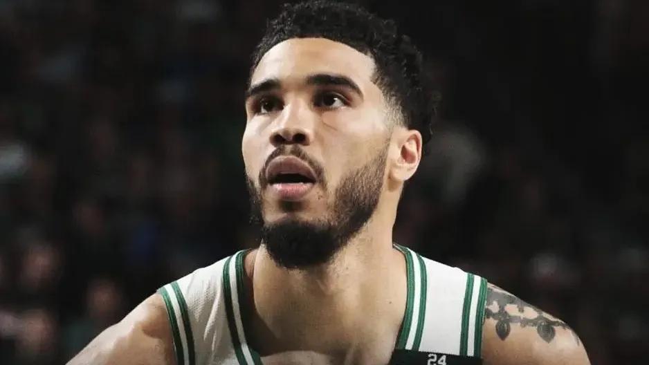跟腱断裂后恢复良好的球员案例多米尼克·威尔金斯（NBA）​1992年遭遇跟腱