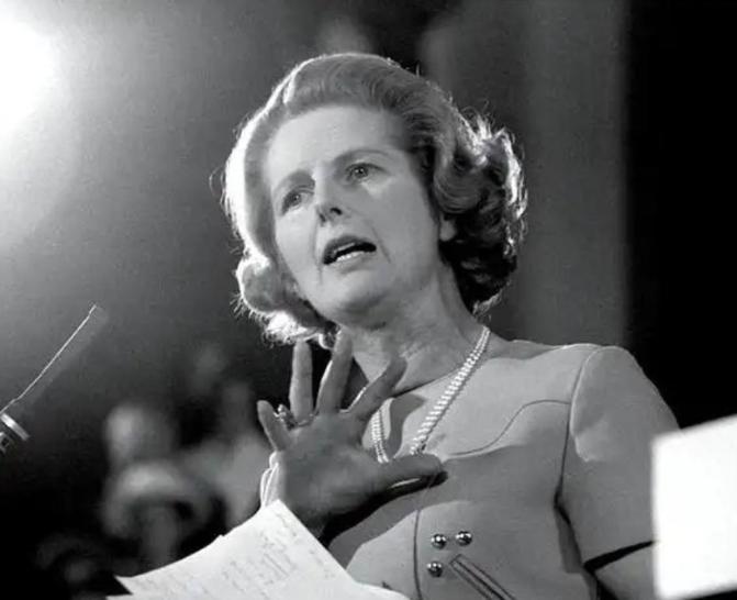 撒切尔夫人在一次演讲中提起中国：“你们根本不用担心中国，因为中国在未来几十年，甚