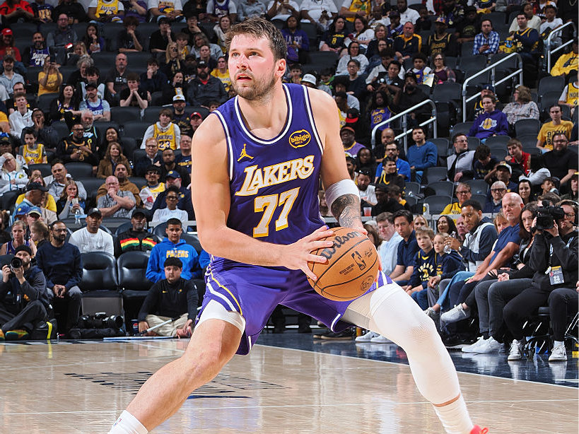 湖人首轮最好打的就是火箭，最难打的就是掘金掘金你再看不起他，约基奇穆雷在就是