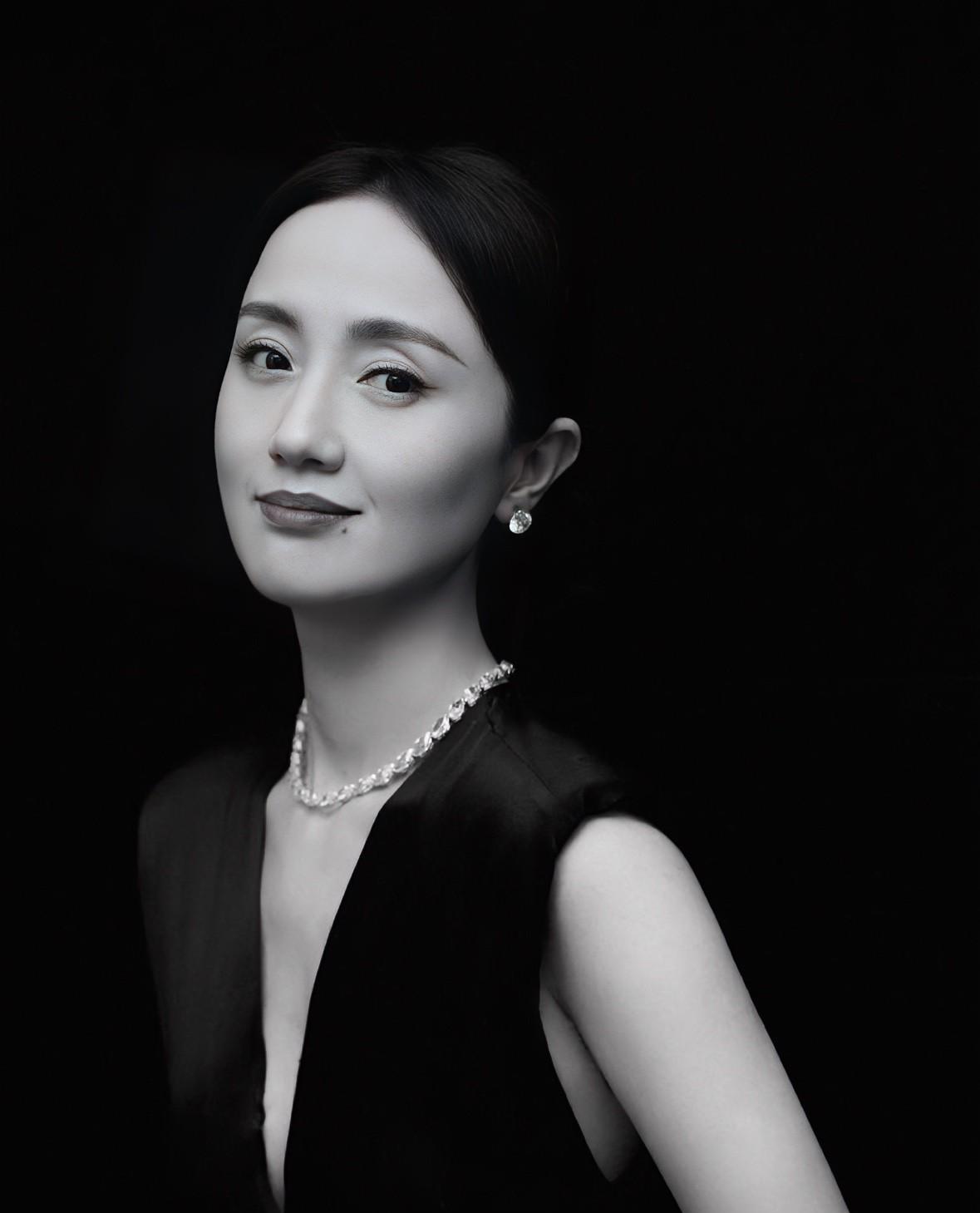 听惯了很多人离开，本以为已经司空见惯，内心不会再起波澜，但是听到朱媛媛离开的消息