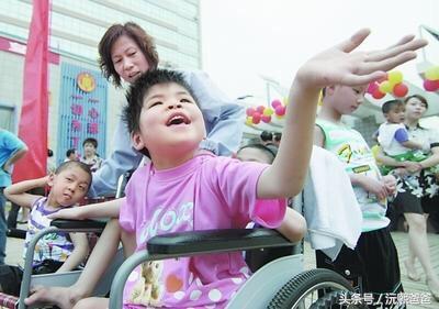 真实讲述: 福利院孩子的生活, 亲生父母看到会不会心痛?