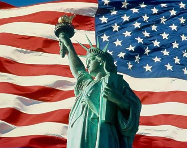 如今的美国，已是金融资本主义与权贵资本主义的混合体。“旋转门”已经成为美国政治