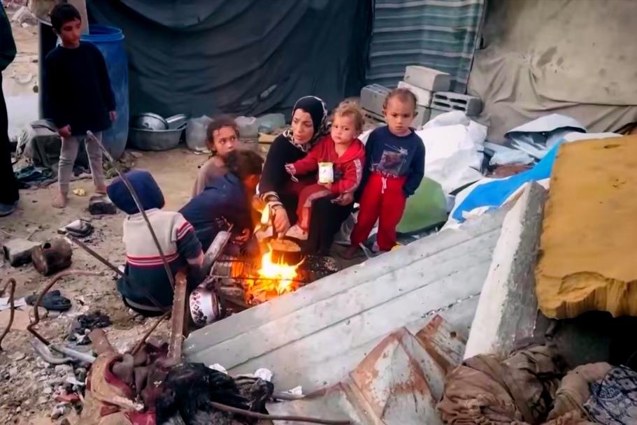 加沙的冬天怎么熬？哈马斯大声疾呼：送来的货不对板！12月1日，哈马斯那边有个