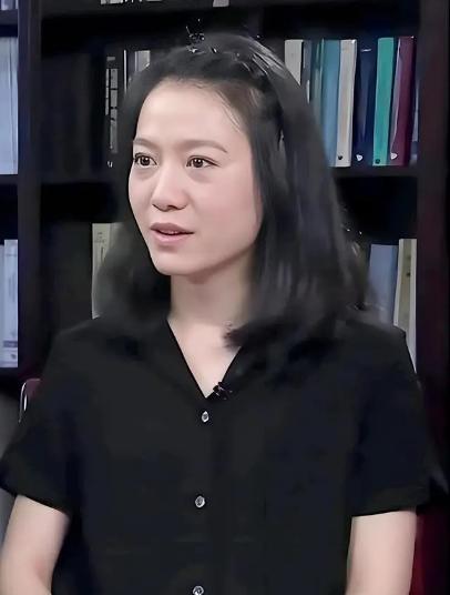 大家都以为翁帆只是得到了清华公寓的使用权，殊不知杨振宁留给她的，并不是房子，而是