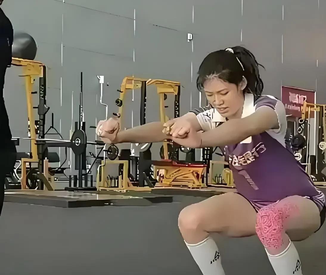 球迷呼唤小李飞刀2025年世界女排联赛总决赛，北京时间7月23日拉开帷幕。八支
