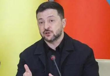 泽连斯基这次是真的对俄罗斯服软了，不是泽连斯基失去了反抗的勇气，而是泽连斯基很有