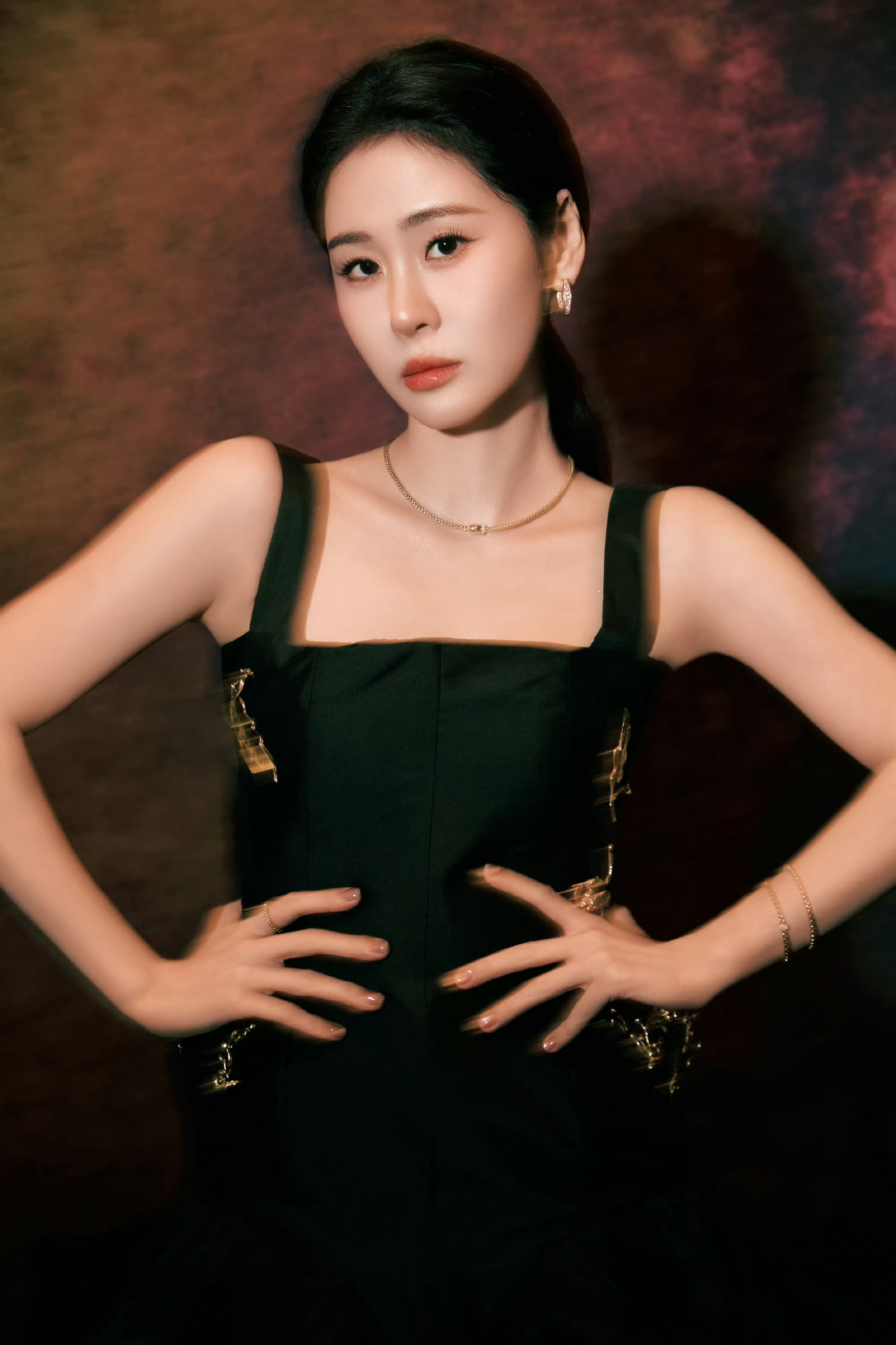 张碧晨张碧晨张碧晨张碧晨美成黑天鹅了