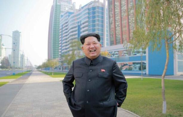 金正恩拍板，作出一个前所未有重大决定，靠近中朝边境。金正恩这次真的是把棋盘掀