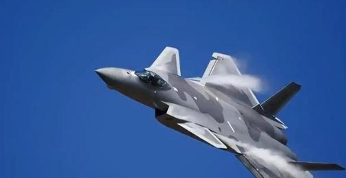 俄专家曾评价：中国很多武器性能超过美国，但都有一个共同缺点！中国造的新式武器越来
