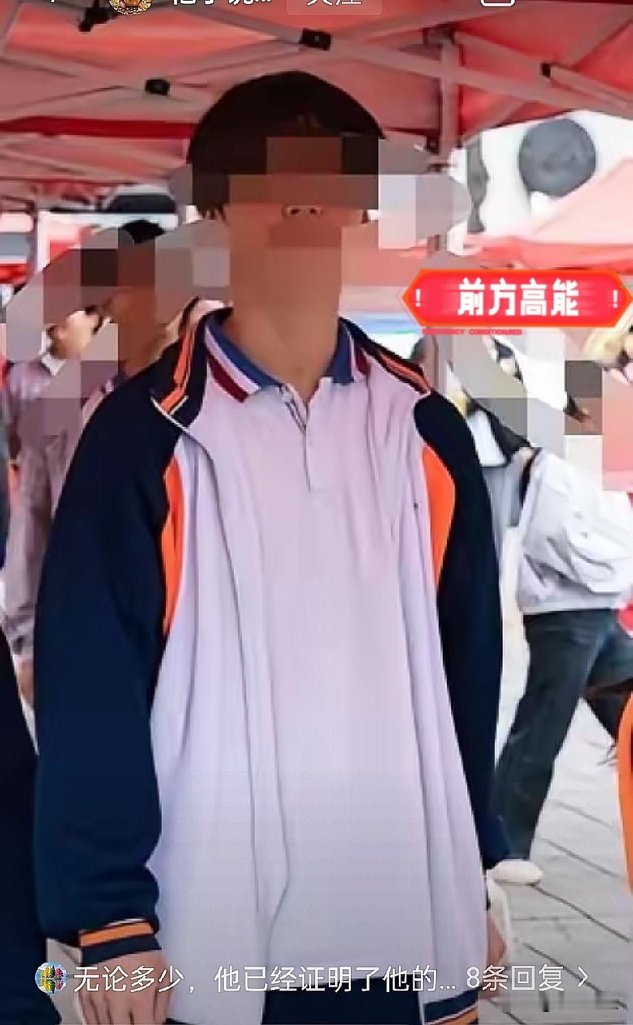 云南这位家长心态实在太通透看到437分的成绩单，家里气氛压抑得让人喘不过气。