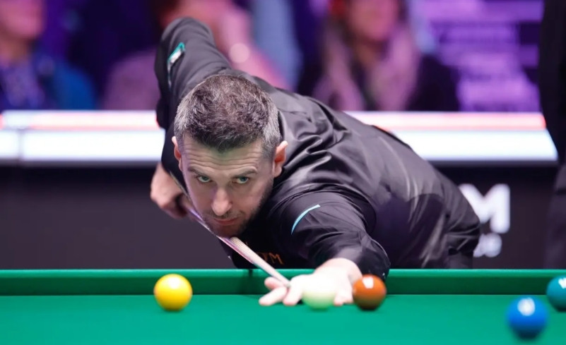 塞尔比击败周跃龙赛后采访：“如果你在这么重大的赛事中打败罗尼都无法建立起自信，那