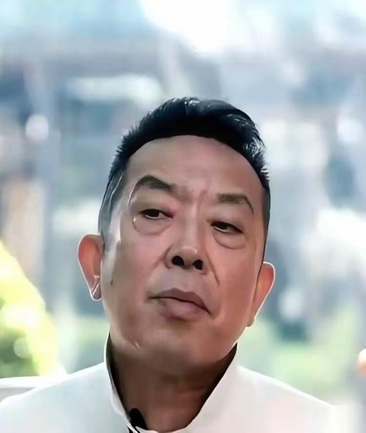 西贝贾国龙在深圳一个商场，用最不体面的方式逃场！全国跟西贝有合作的商场，这个时候