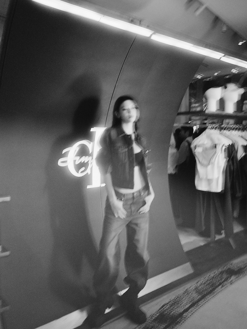 三吉彩花：-CalvinKlein-