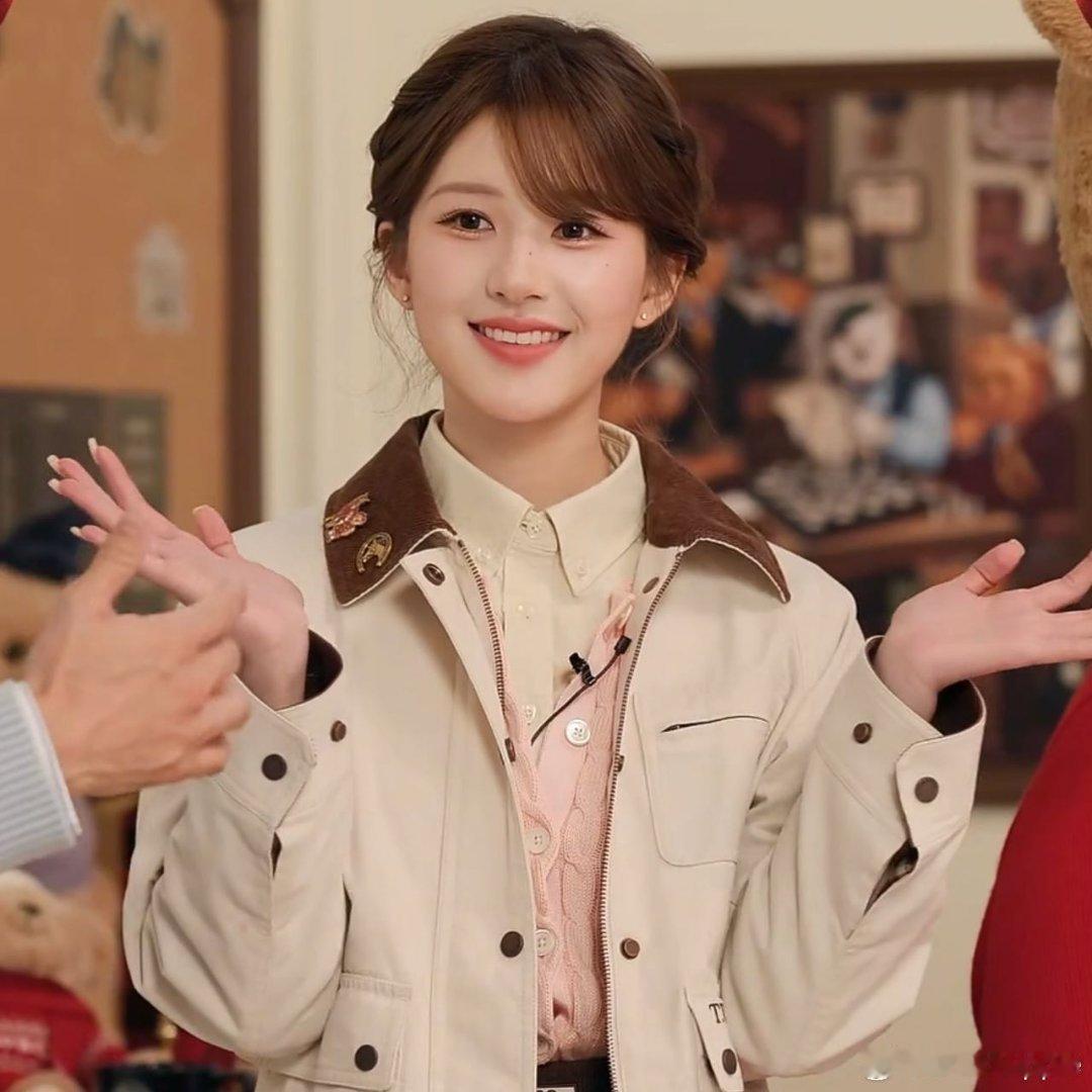 赵露思小熊teenieweenie每次造型都很好看​赵露思赵露思teeni