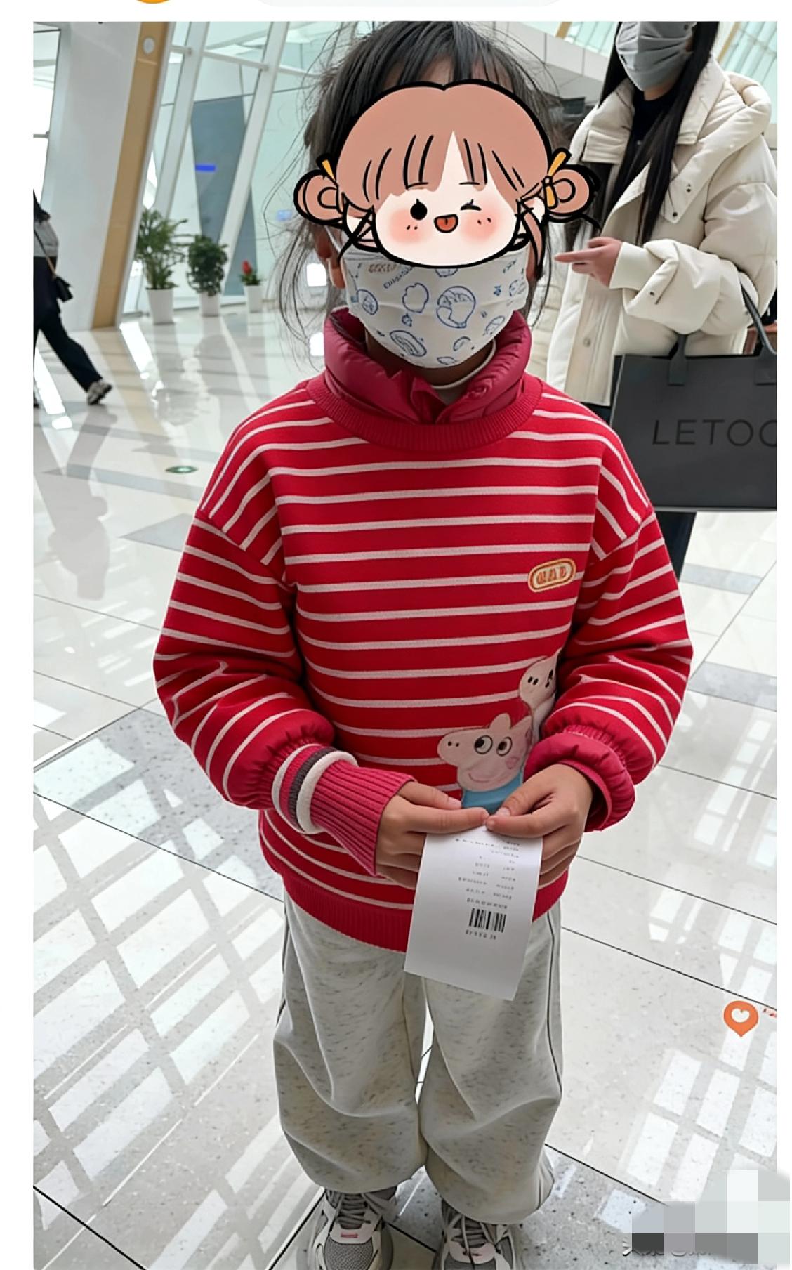 真信了“去医院穿最破衣服”的说法！孩子发烧头疼以为是甲流，穿了旧罩衣去医院，医生