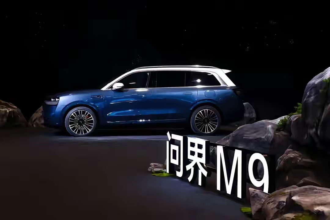 不管你信不信，事实摆这的：华为搭上赛力斯，问界火了华为搭上奇瑞，智界火了华