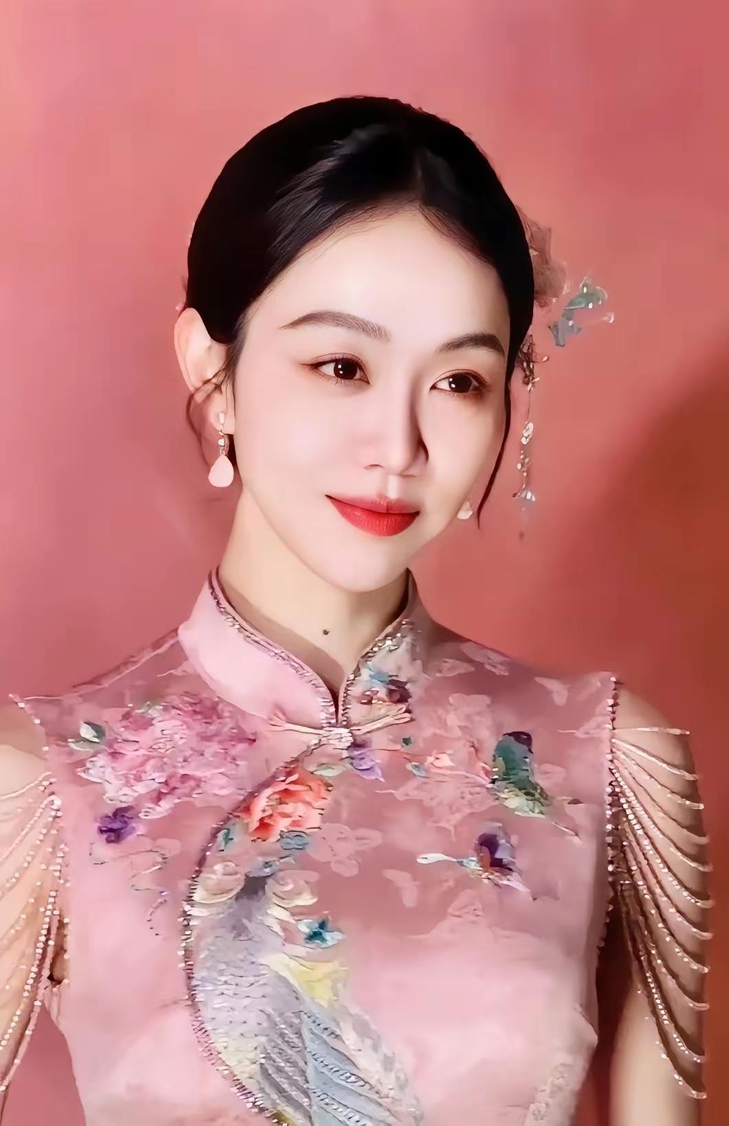 终于知道，40岁的姜妍为什么嫁的那么好，不是因为她漂亮，也不是因为她厨艺好，而是