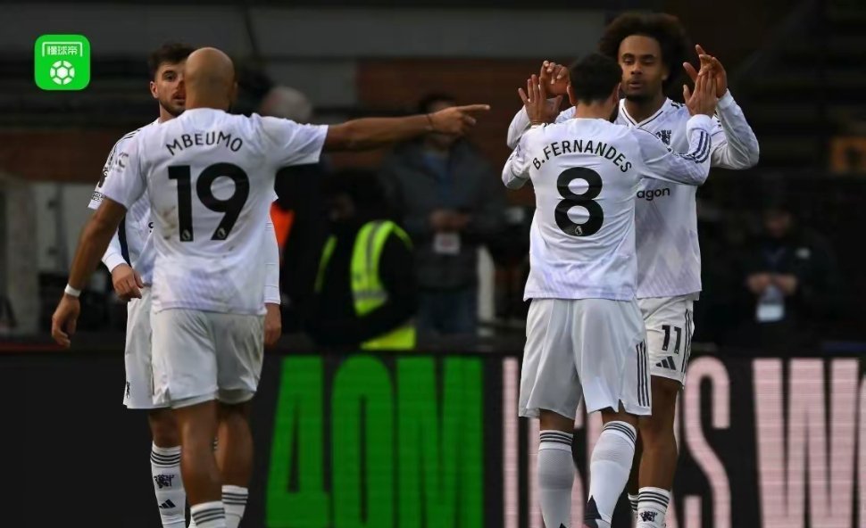 英超联赛第13轮，曼联2-1水晶宫，赛后几大不可思议：🔴曼联离强队还有很长的路