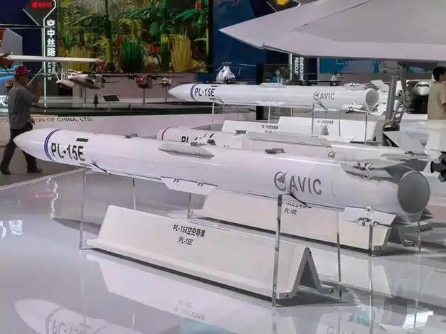 谁也没想到，2025年印巴“5.7空战”与俄罗斯战略轰炸机被乌克兰击毁两起重大军
