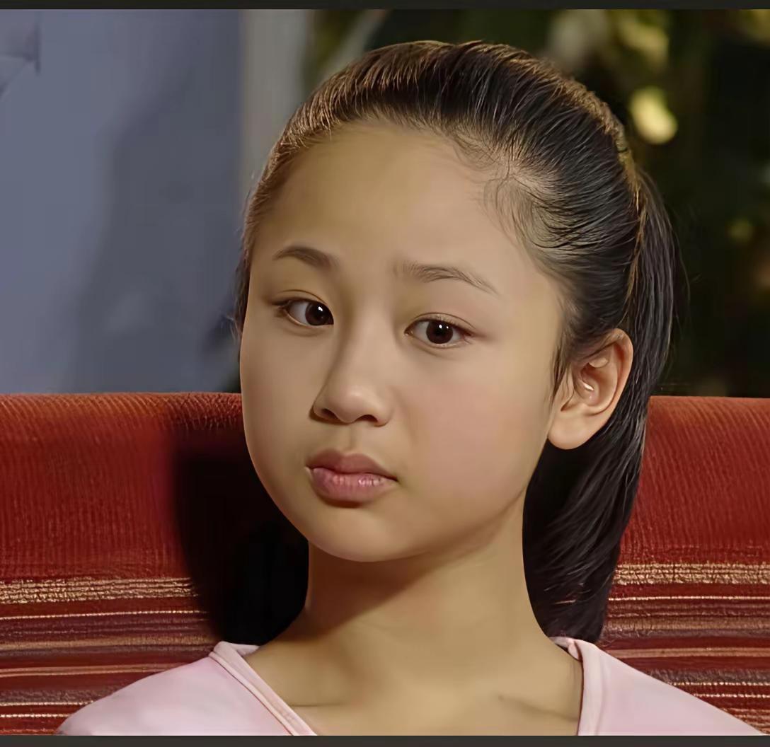 杨紫幸亏是童星出道要是长大后才出道，那可就悬了在这个看脸吃饭的时代她的长