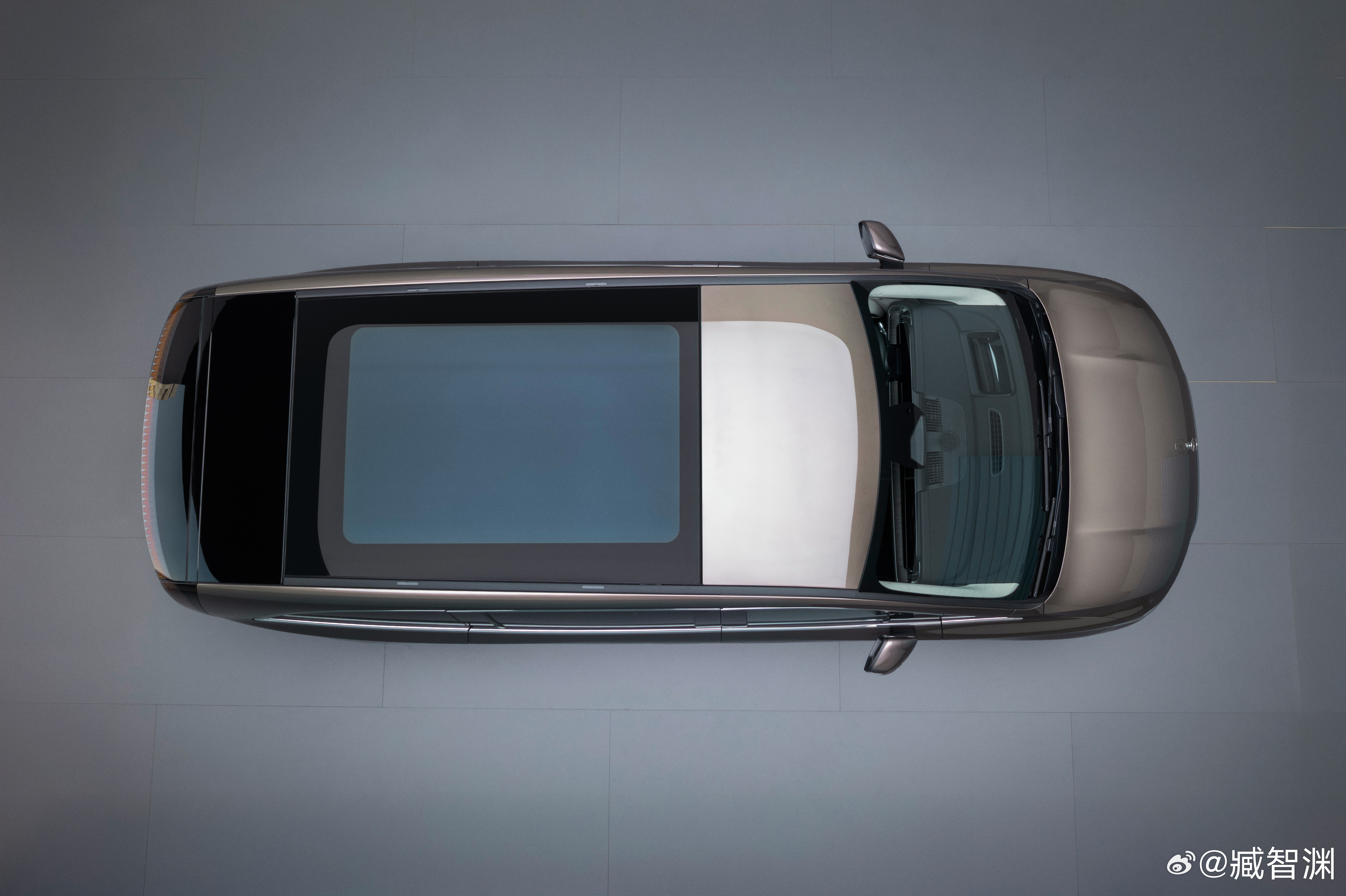 MPV还得是大V！奔驰全新MPV纯电VLE来了，更加期待VLS和迈巴赫VLS了。