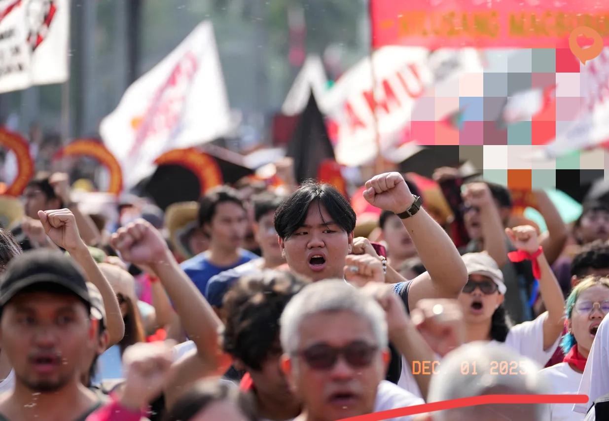 彻底乱了！菲律宾终于被美国害惨了！马科斯没想到跟随美国后果这么严重！新华社消息