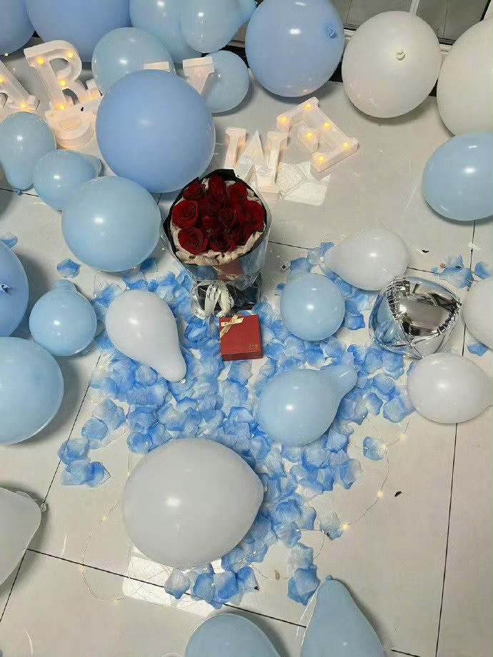 男朋友准备的求婚不知情下吵架了