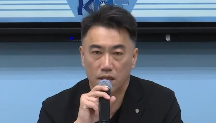 国民党团今日召开记者会，林沛祥妄称，“台湾安全靠自立自强，军购案要买得到、也运得