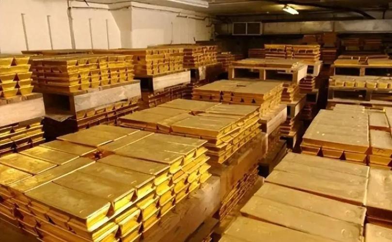黄金强势上涨了，一度涨到1000元人民币，伦敦金又站到4600以上了说实话，这